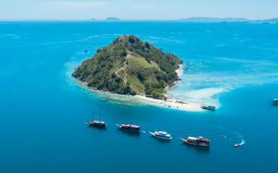 Kelor Island | Komodo National Park